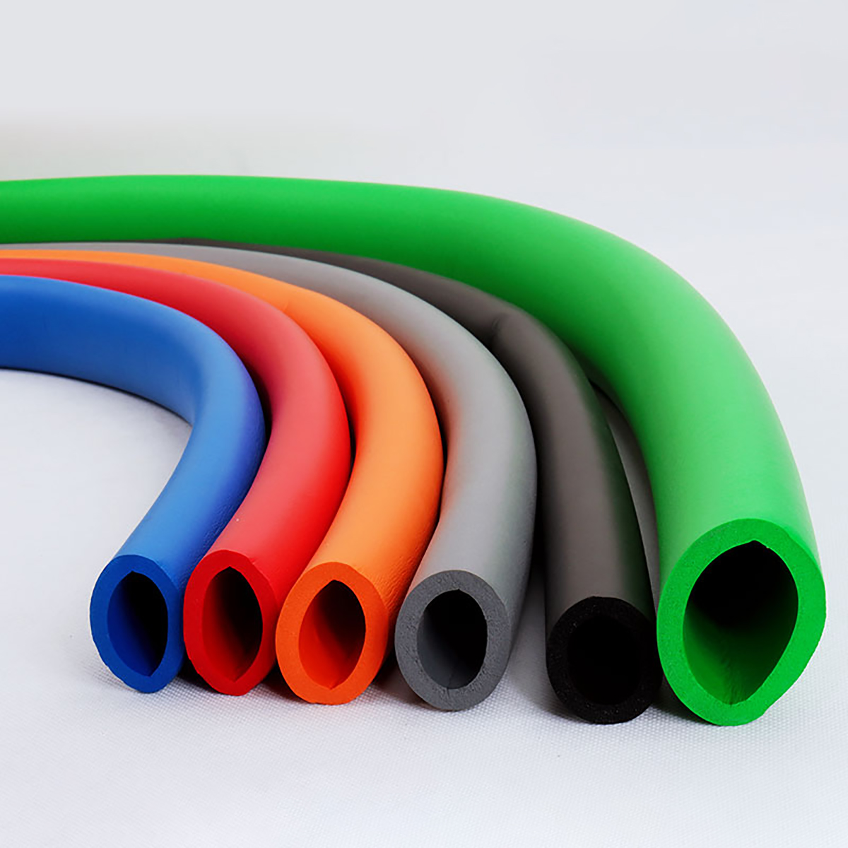 1 Meter buntes NBR-Schwammrohr – Pipe Insulation Foam Bewertung und Preis